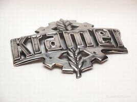 Kramer Emblem Logo K&uuml;hleremblem Schild Zeichen Traktor Schlepper Motorhaube